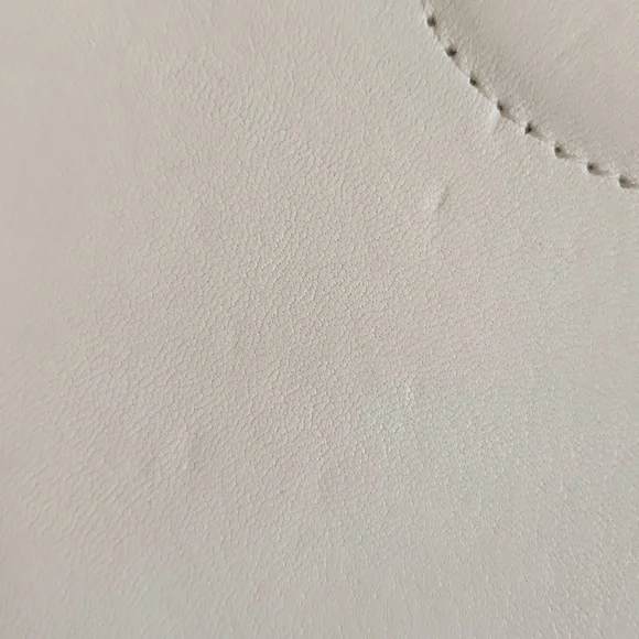 LONGCHAMP White Leather Wallet with Embossed Logo - Picture 7 of 16